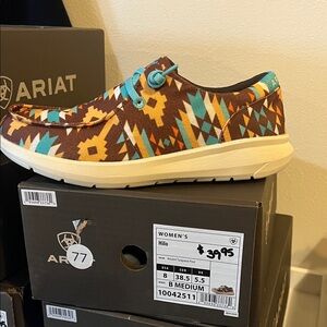 Ariat Hilo Women's Slip-On in Brown and Blue Aztec